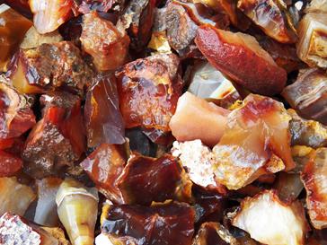 photo of rough carnelian agate from madagascar for rock tumbling